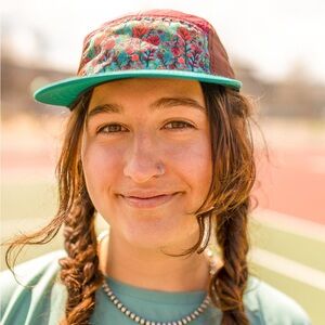 NWT Youer five panel send it hat in brush it off